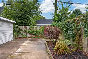 2419 Geneva St, Racine, WI 53402 - Photo 41