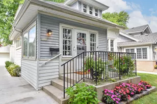 2123 N 71st St, Wauwatosa, WI 53213 - Photo 37