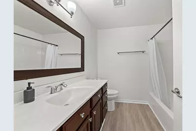 18695  Brookfield Lake Ct #40, Brookfield, WI 53045 - Photo 13