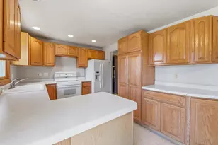 3710 S 15th St, Sheboygan, WI 53081 - Photo 3