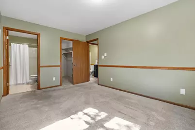 1041  Prairie Dr #102, Racine, WI 53406 - Photo 13