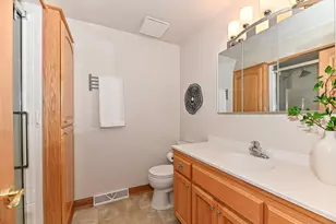 1713 Fox River Pkwy, Waukesha, WI 53189 - Photo 21