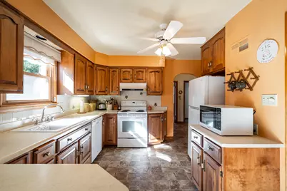 4711 W County Line Rd, Brown Deer, WI 53223 - Photo 19