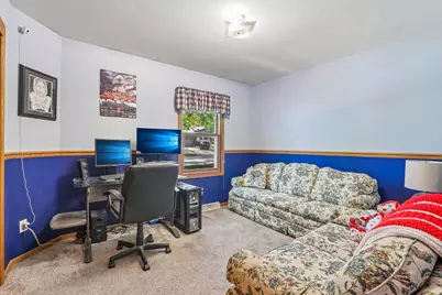 1425  Erin Ln, Waukesha, WI 53188 - Photo 15