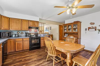 1425  Erin Ln, Waukesha, WI 53188 - Photo 13