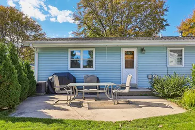 1425  Erin Ln, Waukesha, WI 53188 - Photo 31