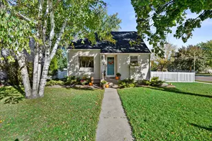 W164N8410 Hiawatha Ave, Menomonee Falls, WI 53051 - Photo 25