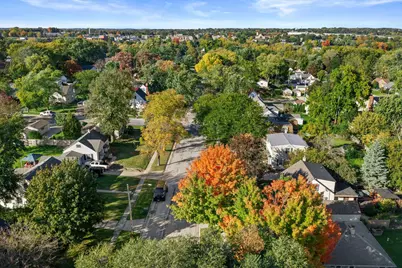 W164N8410  Hiawatha Ave, Menomonee Falls, WI 53051 - Photo 41