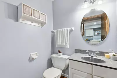 1321  Camden Way #B, Waukesha, WI 53186 - Photo 15