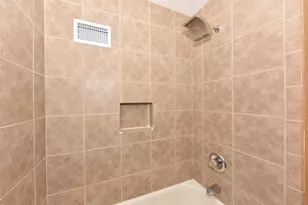 2876 S 70th St, Milwaukee, WI 53219 - Photo 15