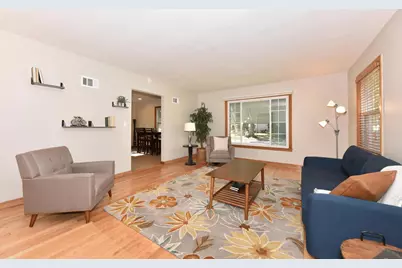 2876 S 70th St, Milwaukee, WI 53219 - Photo 3