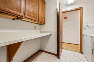 3725 W Loomis Rd, Greenfield, WI 53221 - Photo 13