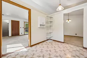 3725 W Loomis Rd, Greenfield, WI 53221 - Photo 11