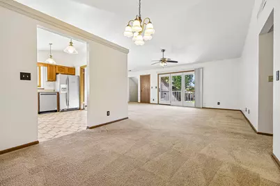 3725 W Loomis Rd, Greenfield, WI 53221 - Photo 7