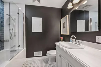 6800 N Reynard Rd, Fox Point, WI 53217 - Photo 25