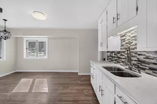 3413 S 2nd St, Milwaukee, WI 53207 - Photo 9