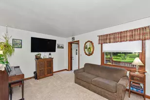 1523 E Tripoli Ave, Milwaukee, WI 53207 - Photo 5