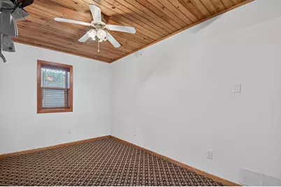 33940  Lagoon Dr, Burlington, WI 53105 - Photo 21