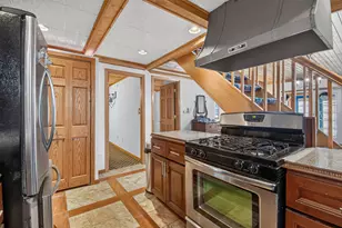 33940 Lagoon Dr, Burlington, WI 53105 - Photo 13