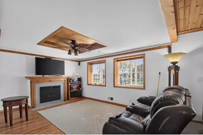 33940  Lagoon Dr, Burlington, WI 53105 - Photo 9