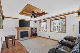 33940 Lagoon Dr, Burlington, WI 53105 - Photo 11