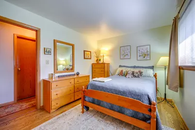 2820 W St James Ln, Mequon, WI 53092 - Photo 19