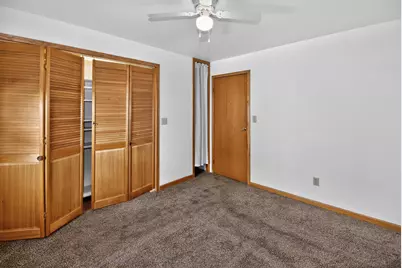 2826 S Chase Ave, Milwaukee, WI 53207 - Photo 11