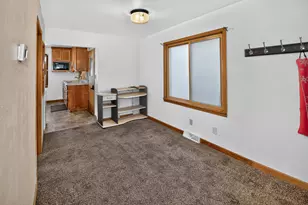 2826 S Chase Ave, Milwaukee, WI 53207 - Photo 9
