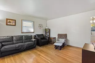 5461 N 106th St, Milwaukee, WI 53225 - Photo 7