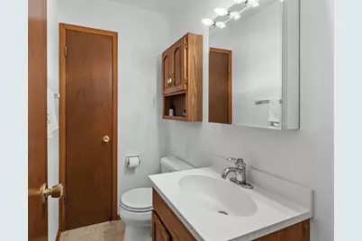 1115  Saratoga Pkwy, Oconomowoc, WI 53066 - Photo 17