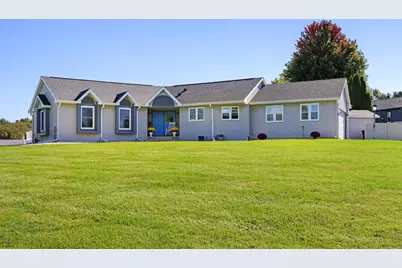 N7066  Lakeshore Ave, Sugar Creek, WI 53121 - Photo 1