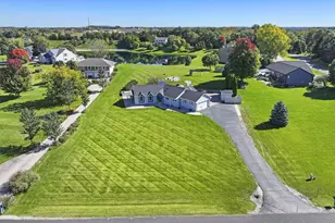 N7066 Lakeshore Ave, Sugar Creek, WI 53121 - Photo 35