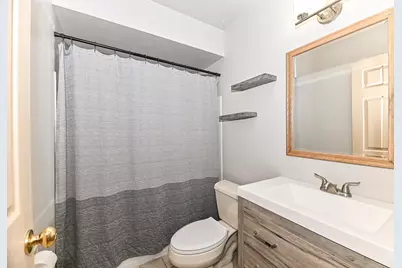 2403 S 94th St, West Allis, WI 53227 - Photo 27