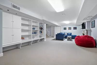 3916 N Ridgefield Cir, Shorewood, WI 53211 - Photo 35
