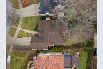 3916 N Ridgefield Cir, Shorewood, WI 53211 - Photo 43