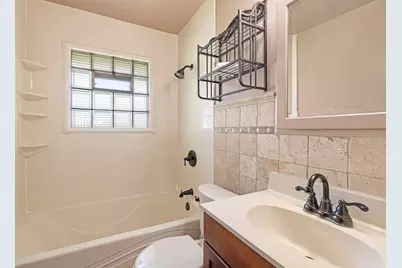3758 N 97th St, Milwaukee, WI 53222 - Photo 9