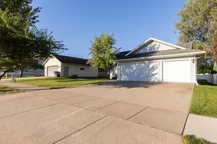 919 Oak Ave -, Onalaska, WI 54650 - Photo 53