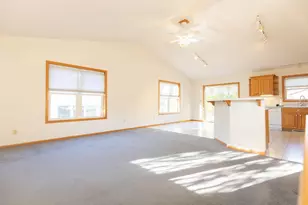 919 Oak Ave -, Onalaska, WI 54650 - Photo 5
