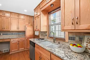 170 E Birch Ave, Whitefish Bay, WI 53217 - Photo 9