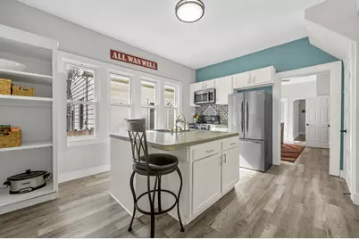 2572 S Howell Ave, Milwaukee, WI 53207 - Photo 7