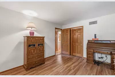 4264  Kennedy Cir, Richfield, WI 53017 - Photo 19