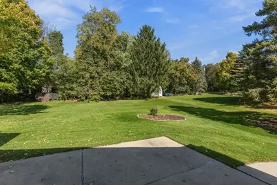 4264  Kennedy Cir, Richfield, WI 53017 - Photo 29