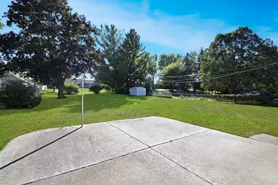 1017 E Kilbourn Ave, West Bend, WI 53095 - Photo 17