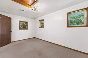8012 Fox River Rd, Racine, WI 53185 - Photo 23