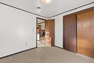 8012 Fox River Rd, Racine, WI 53185 - Photo 21