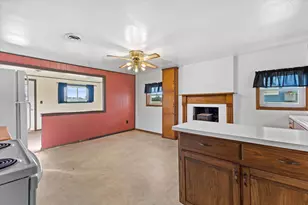 8012 Fox River Rd, Racine, WI 53185 - Photo 19
