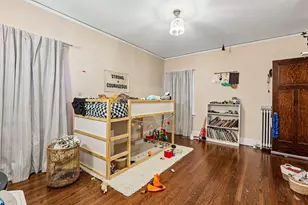 3247 N Summit Ave, Milwaukee, WI 53211 - Photo 23