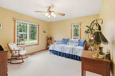 1014 N Meadow Dr, Silver Lake, WI 53170 - Photo 15