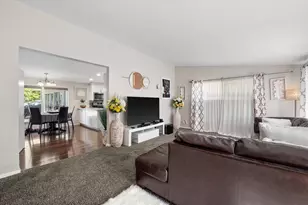 14430 Hyland Dr, Brookfield, WI 53005 - Photo 3