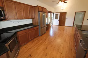 253 Settlement Dr, Racine, WI 53105 - Photo 3